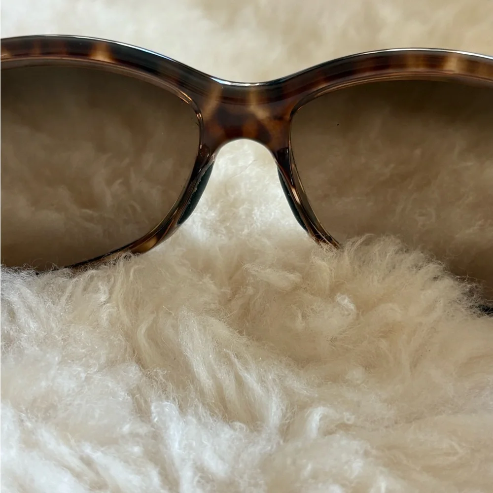 Tortoise Shell Sunglasses - Picture 6 of 9